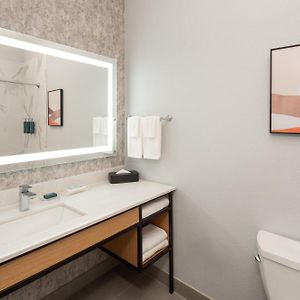 Two-Bedroom King Suite